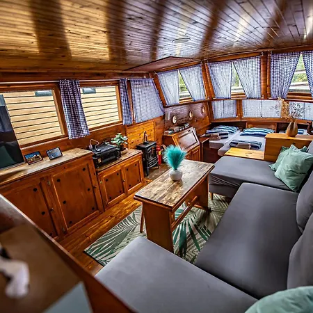 Hotel na wodzie River Houseboats - Private Bay Praga